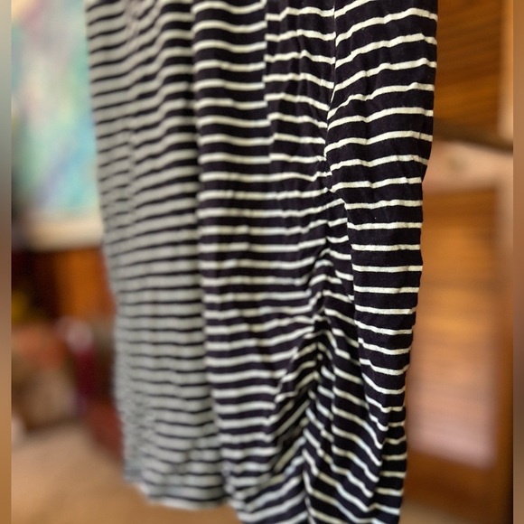 Motherhood maternity nursing top striped size large - Picture 2 of 4